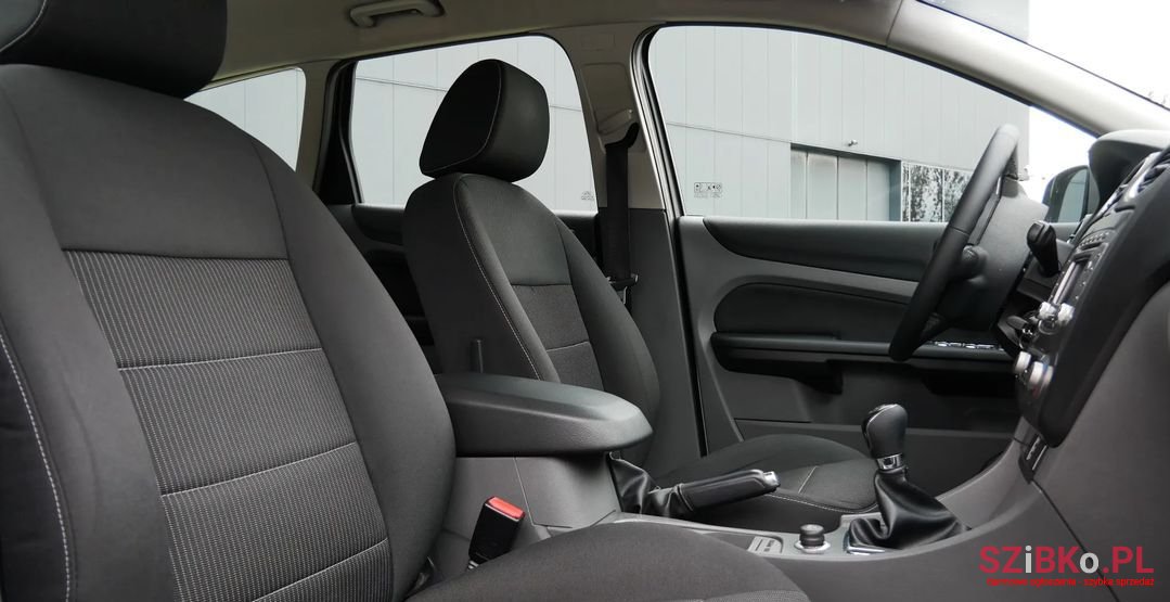 2008' Ford Focus photo #6