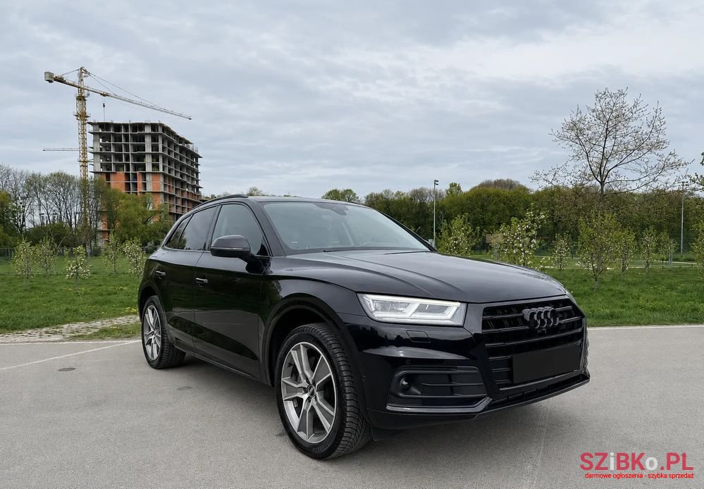 2019' Audi Q5 photo #2