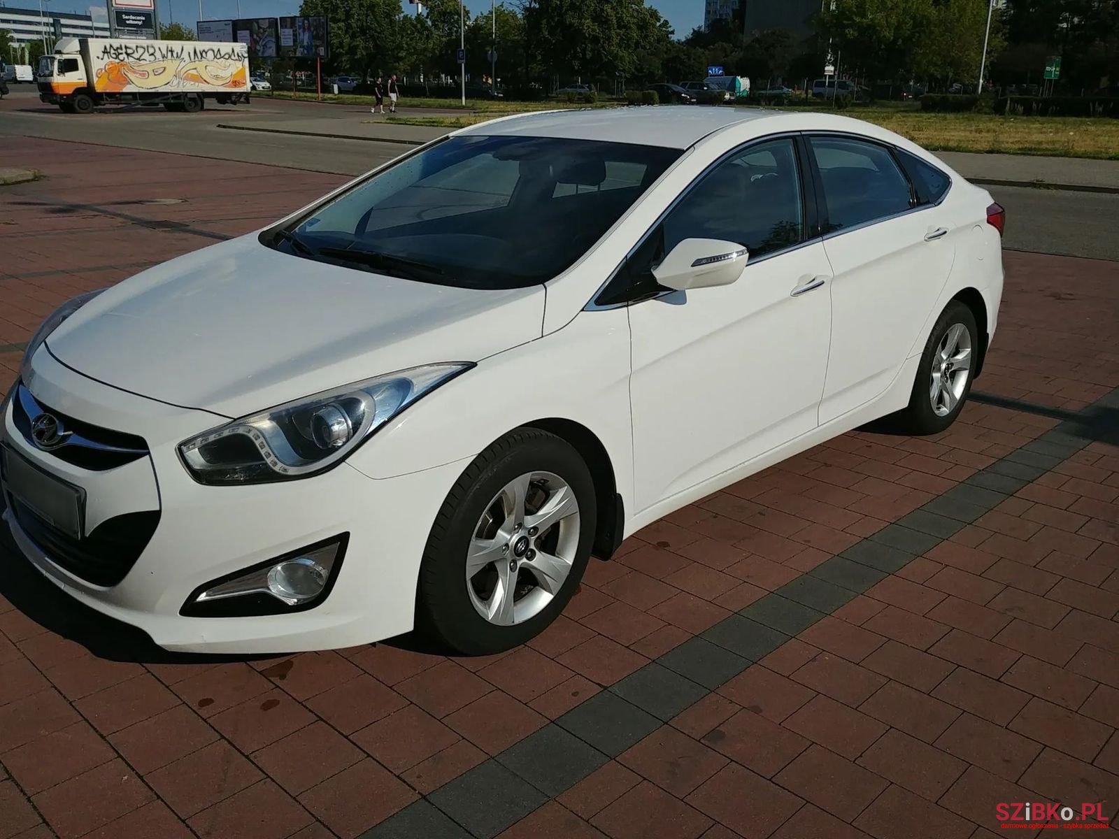 2014' Hyundai i40 photo #2