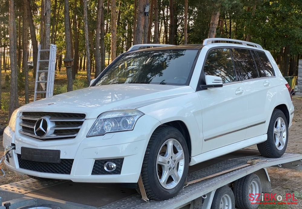 2008' Mercedes-Benz GLK 320 Cdi 4-Matic photo #1