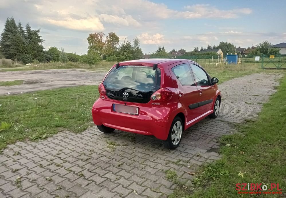 2008' Toyota Aygo photo #3