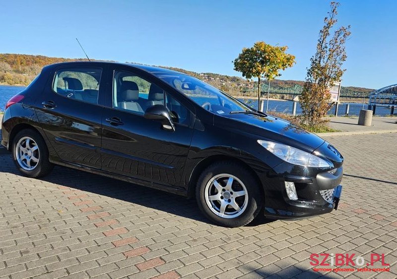 2010' Peugeot 308 1.6 Premium photo #2