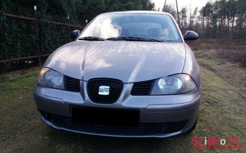 2003' SEAT Ibiza photo #1