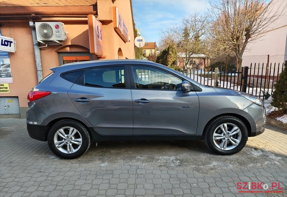 2012' Hyundai ix35 photo #1