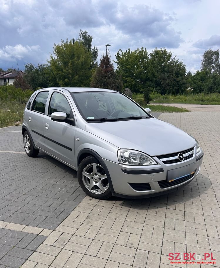2005' Opel Corsa 1.2 16V Cosmo photo #1