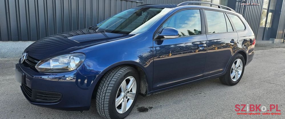 2012' Volkswagen Golf photo #1