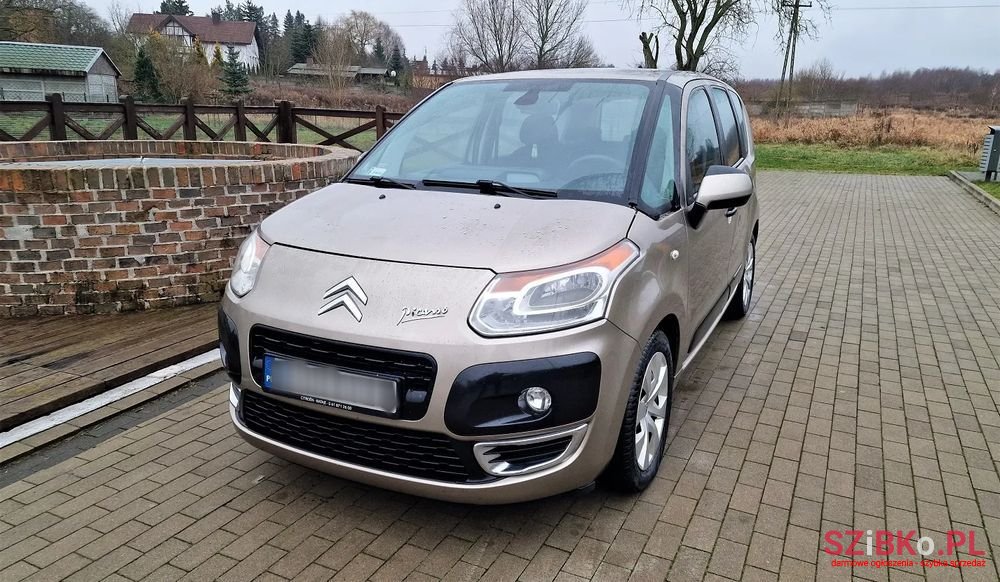 2012' Citroen C3 Picasso 1.6I Selection photo #5
