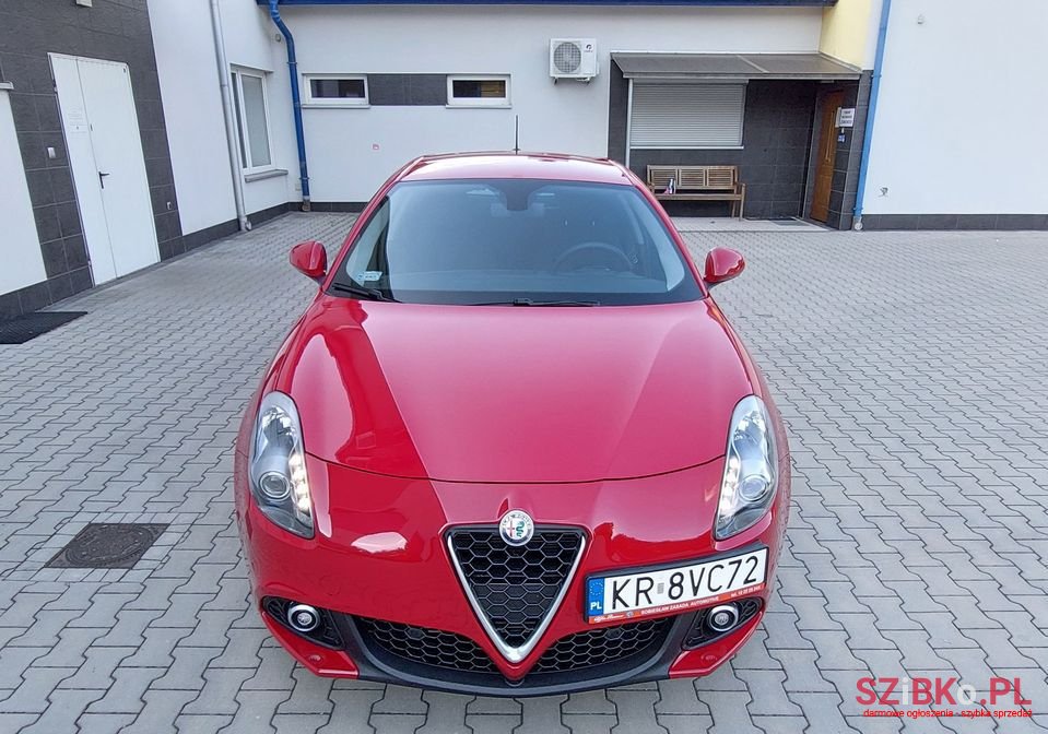 2020' Alfa Romeo Giulietta photo #2
