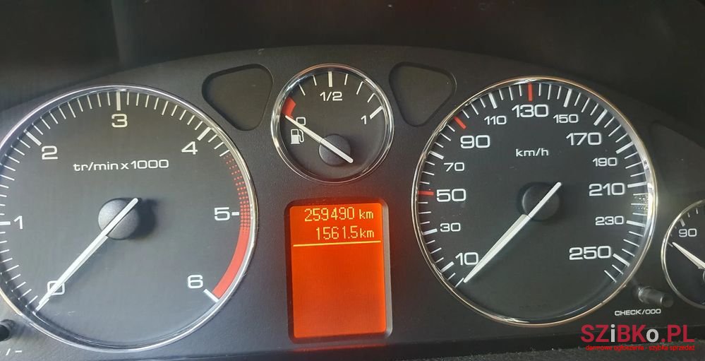 2009' Peugeot 407 1.6 Hdi Premium photo #4