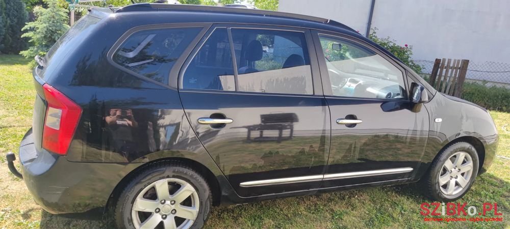 2007' Kia Carens photo #3