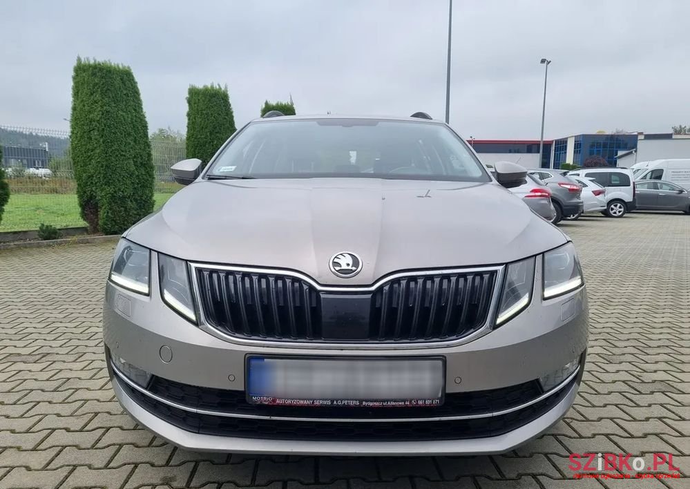2017' Skoda Octavia 2.0 Tdi Style photo #4