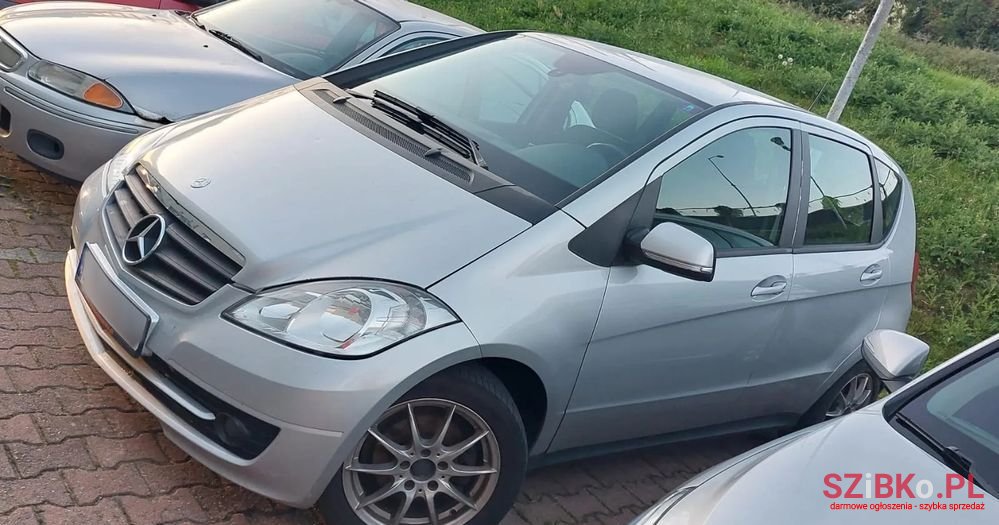 2011' Mercedes-Benz A-Class photo #1