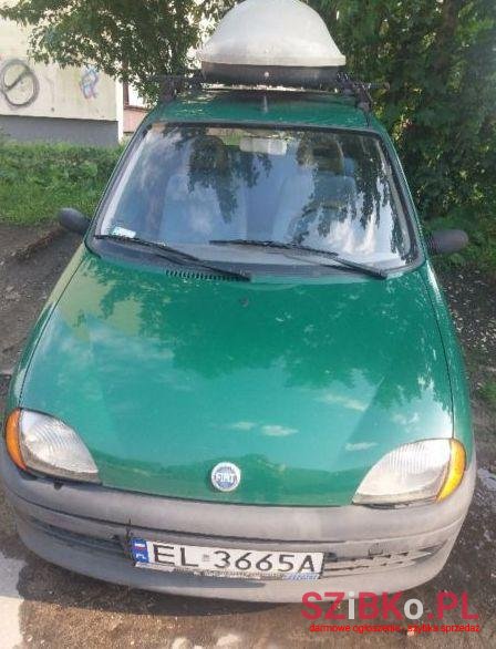 2002' Fiat Seicento photo #1