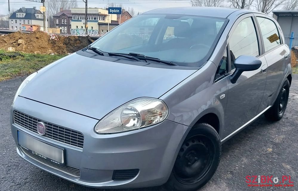 2009' Fiat Grande Punto photo #6