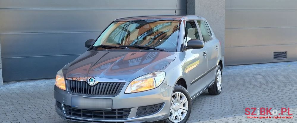 2012' Skoda Fabia 1.2 12V Elegance photo #1