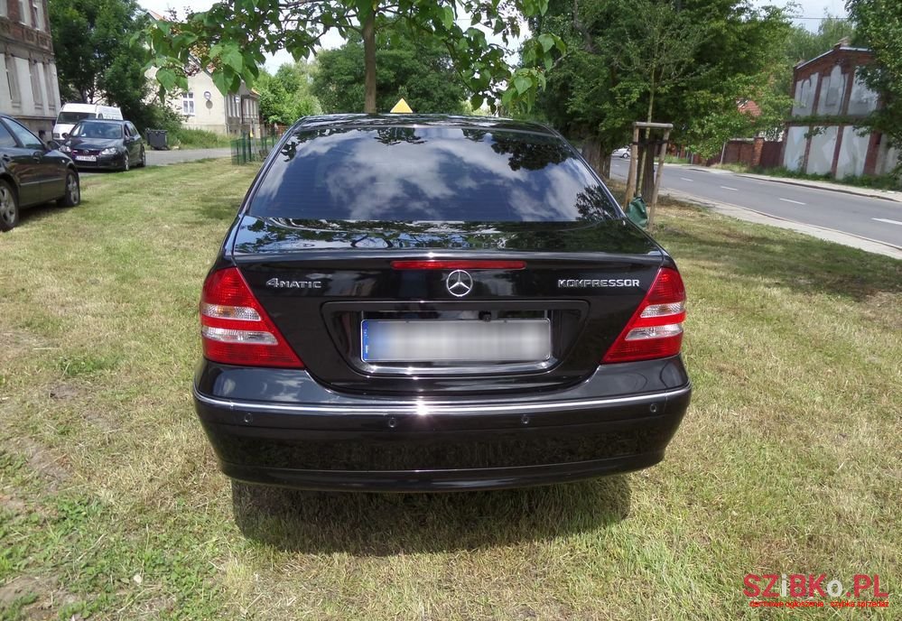 2004' Mercedes-Benz C-Class photo #6