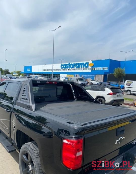 2017' Chevrolet Silverado photo #6