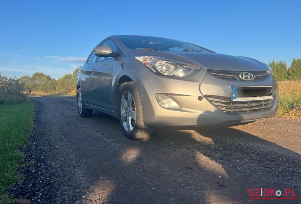 2012' Hyundai Elantra 1.6 Style photo #3