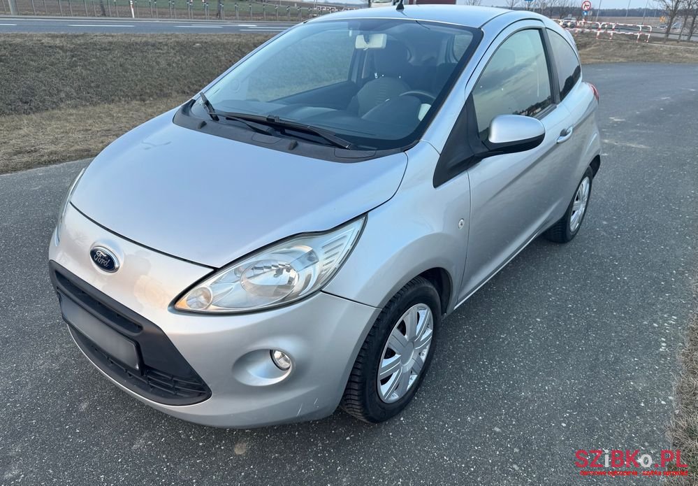 2010' Ford Ka 1.2 Titanium photo #2