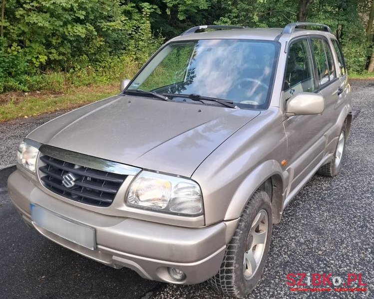 2004' Suzuki Grand Vitara 2.0 photo #1