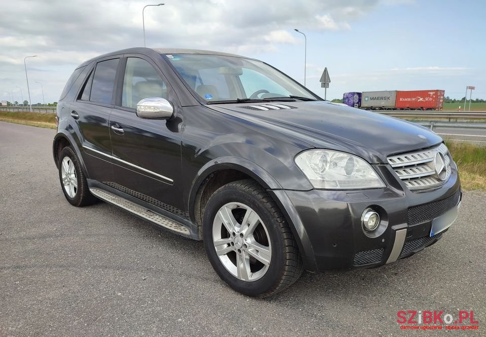 2006' Mercedes-Benz Ml photo #2