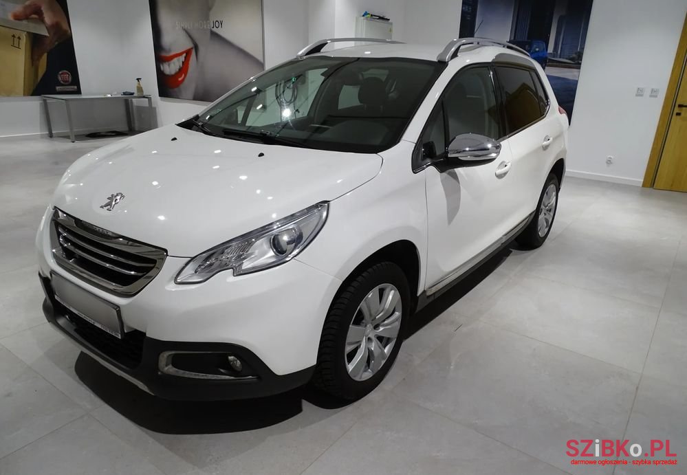 2014' Peugeot 2008 1.6 E-Hdi Allure S&S photo #3