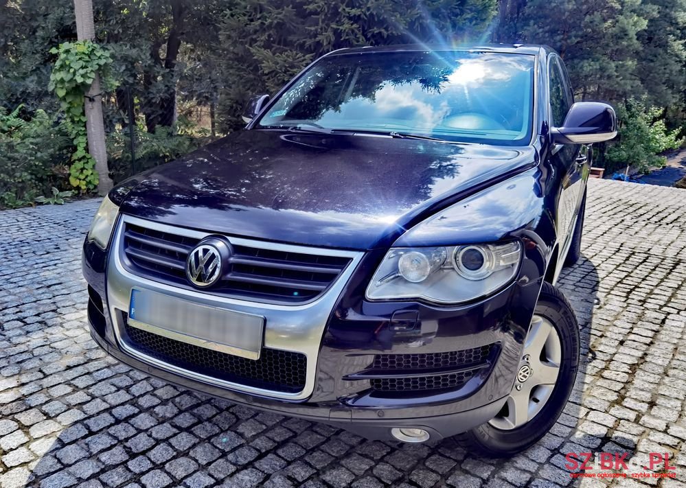 2007' Volkswagen Touareg photo #2