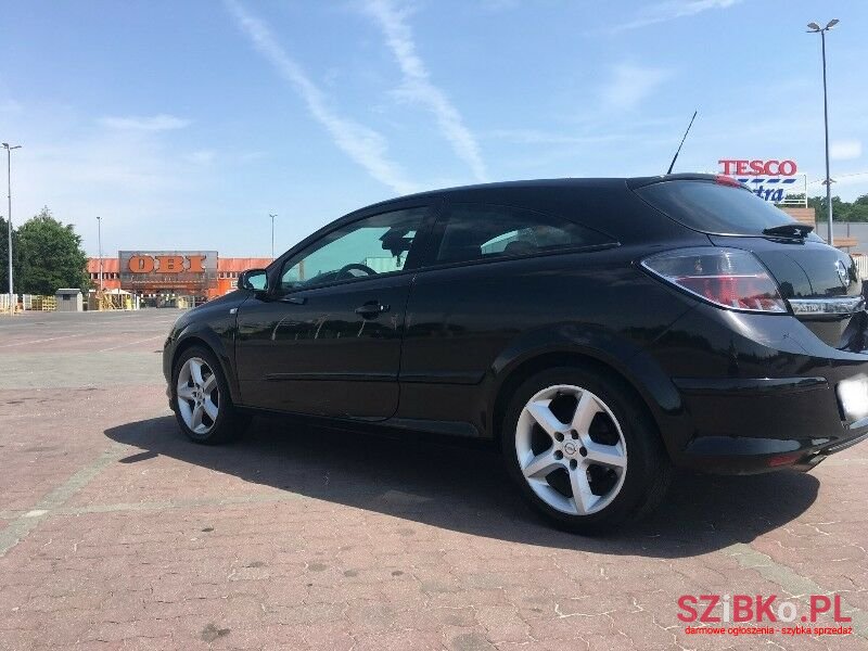2005' Opel Astra photo #5