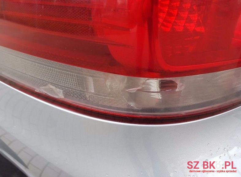 2011' Volkswagen Golf photo #1