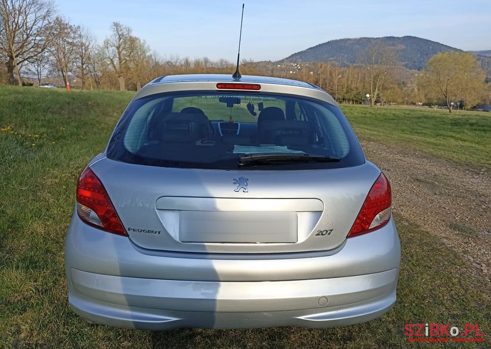 2008' Peugeot 207 1.6 Hdi 16V Trendy photo #5