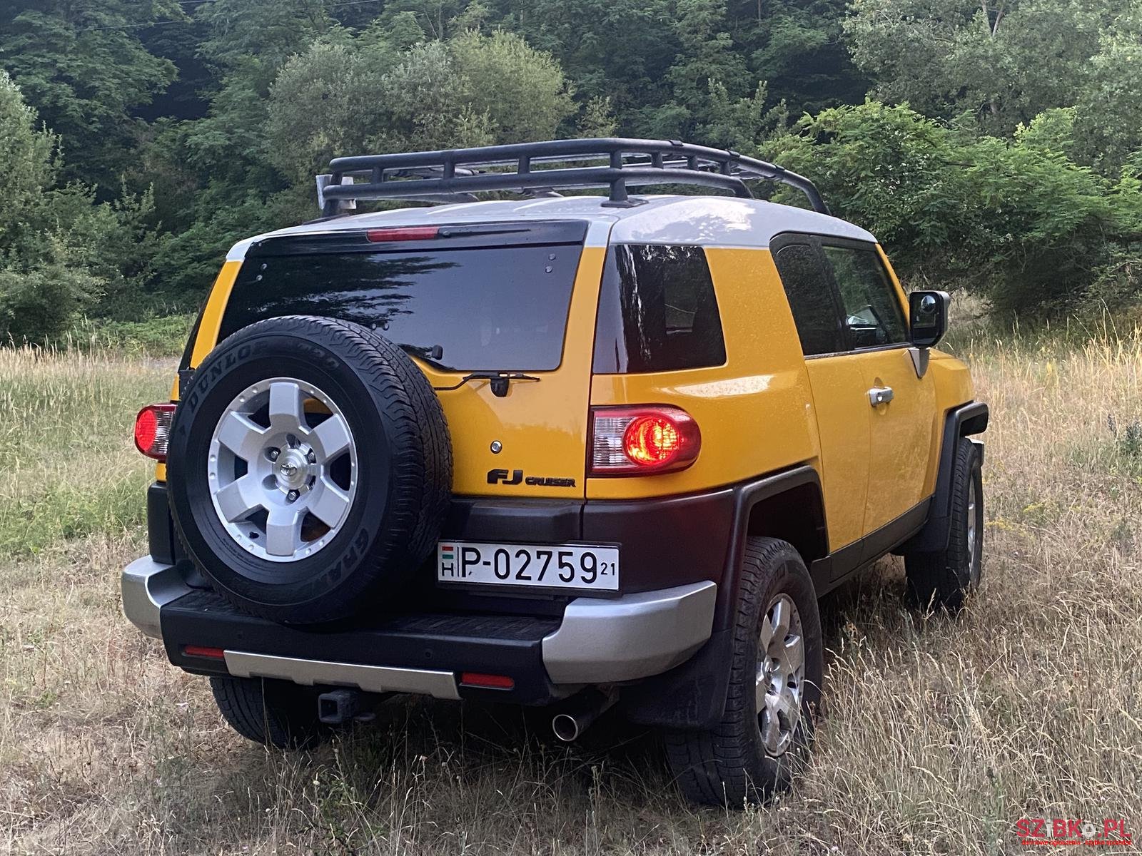 2007' Toyota FJ Cruiser photo #3