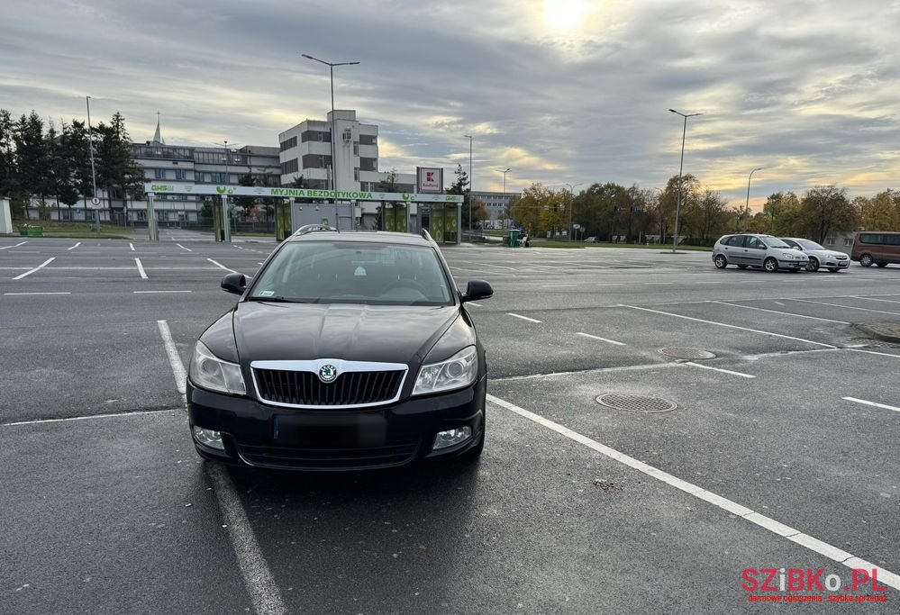 2010' Skoda Octavia photo #2