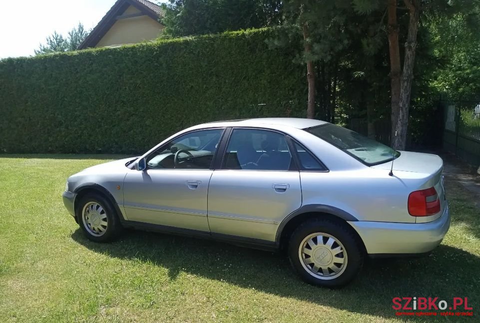 1998' Audi A4 photo #2