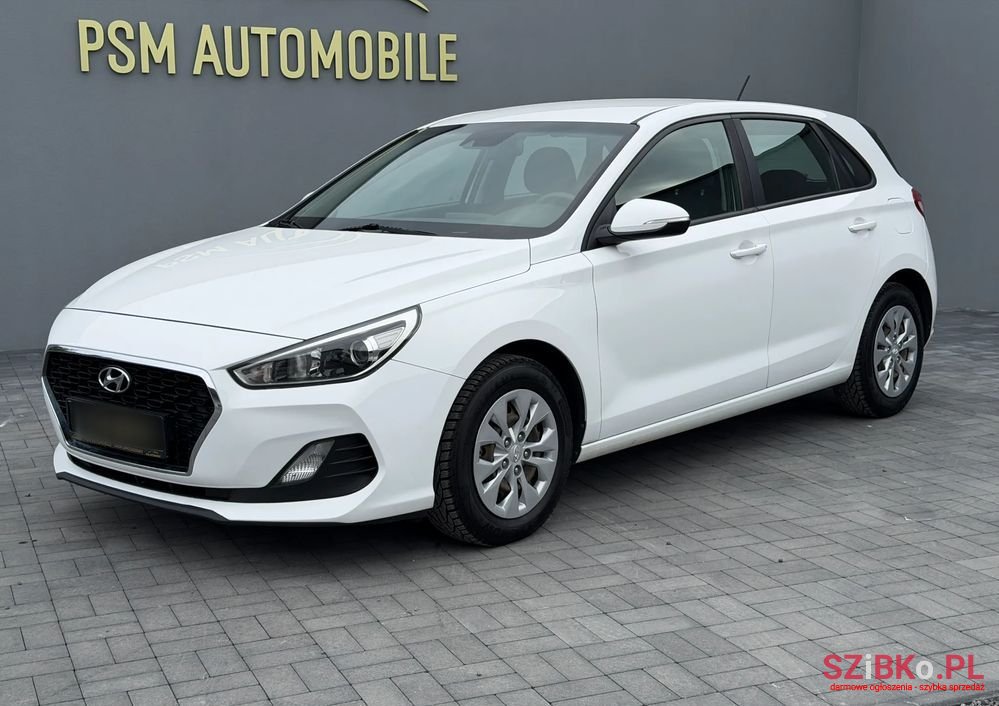 2019' Hyundai i30 1.4 Classic + photo #2