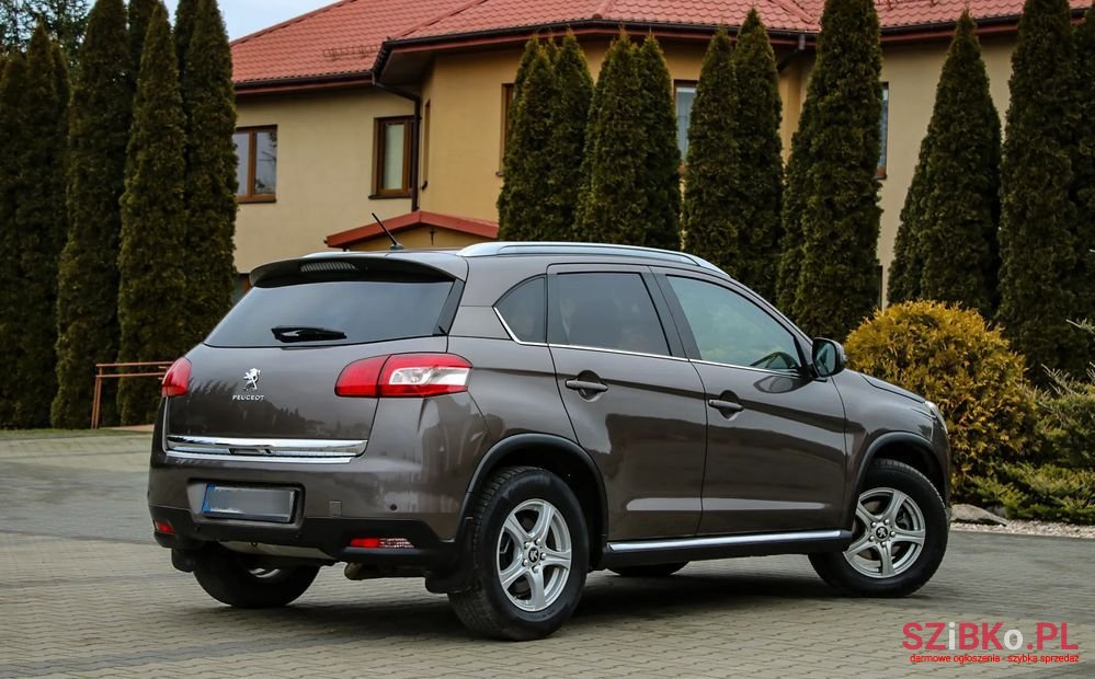 2015' Peugeot 4008 photo #3