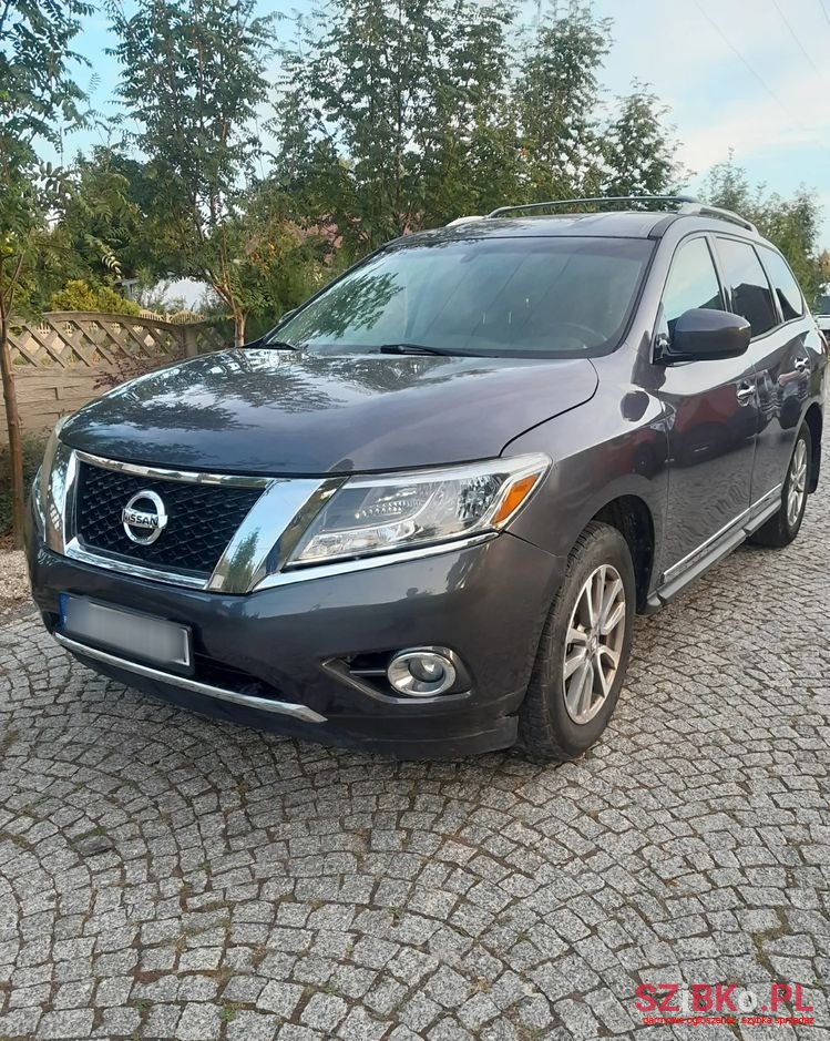 2013' Nissan Pathfinder photo #3