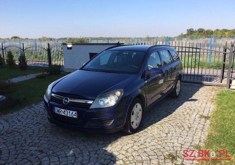 2006' Opel Astra photo #2