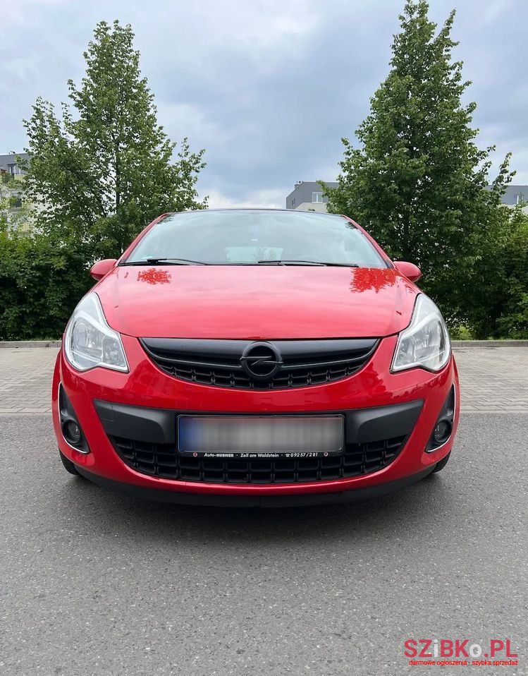 2011' Opel Corsa photo #1