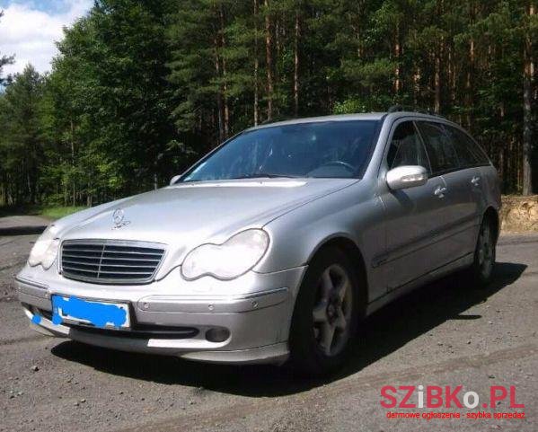 2001' Mercedes-Benz Klasa C photo #2