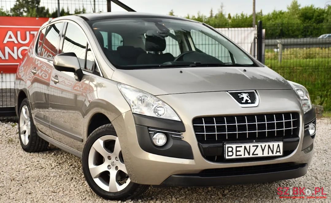 2011' Peugeot 3008 photo #2