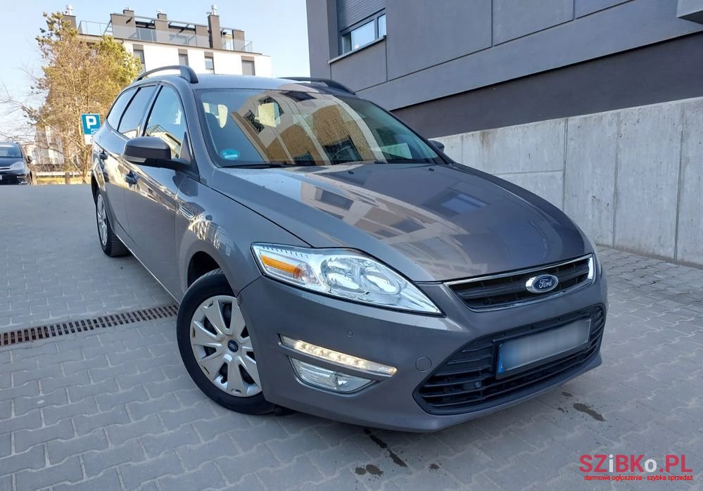 2011' Ford Mondeo photo #5