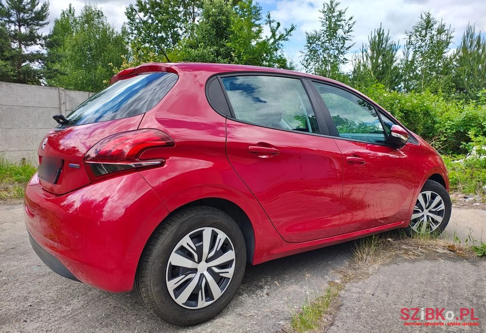 2017' Peugeot 208 photo #3