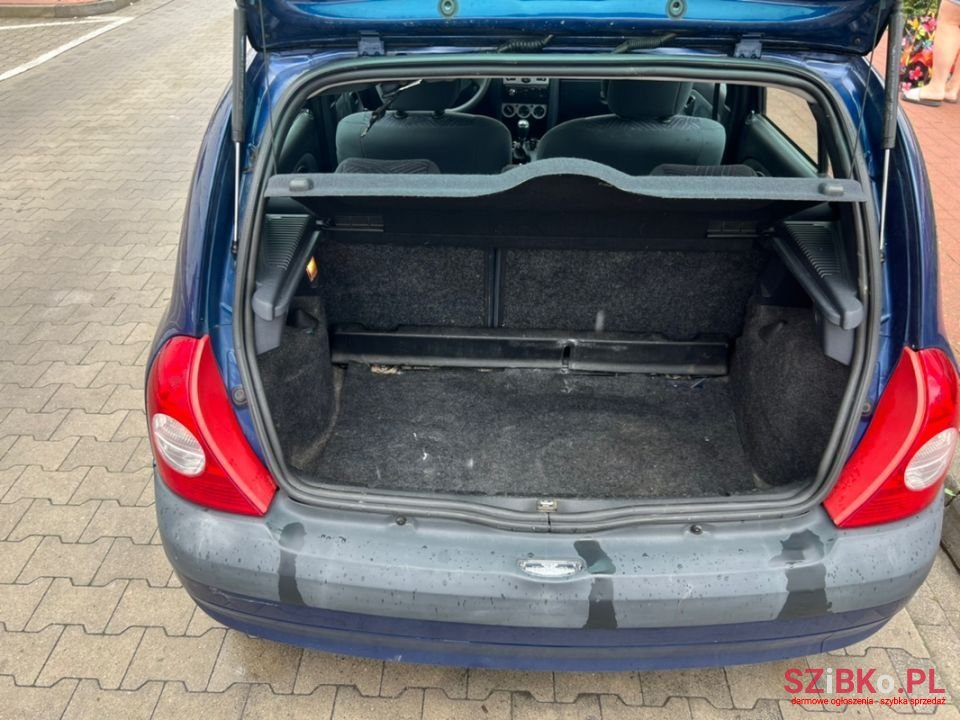 2003' Renault Clio photo #5