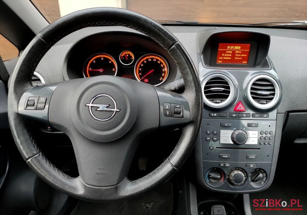 2011' Opel Corsa 1.7 Cdti Cosmo photo #6