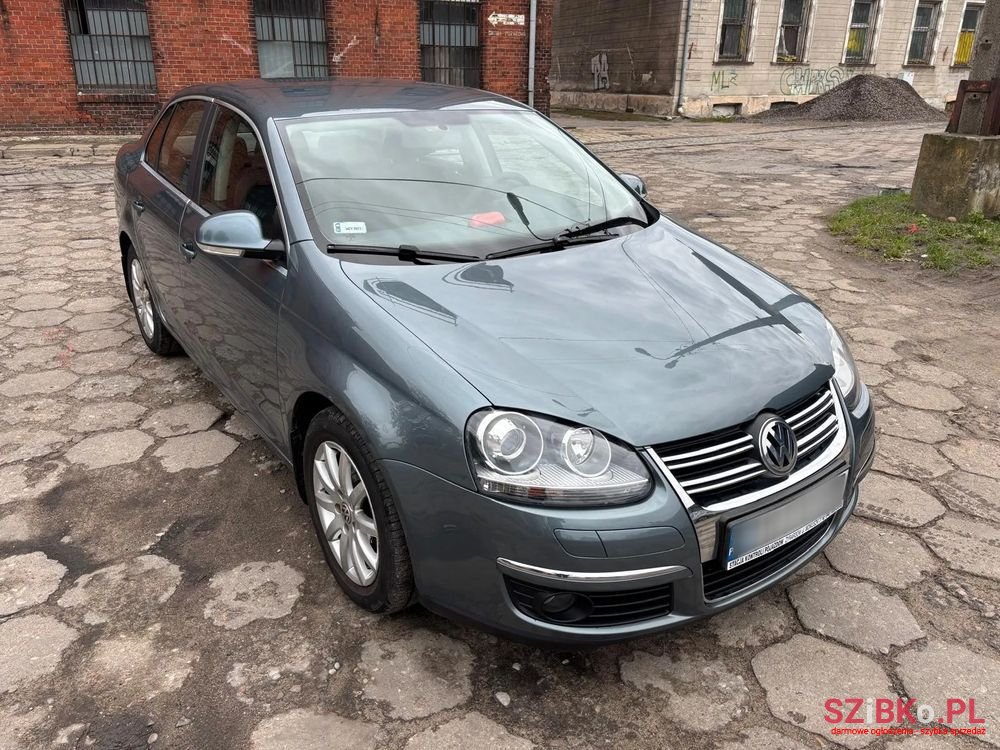 2007' Volkswagen Jetta photo #5