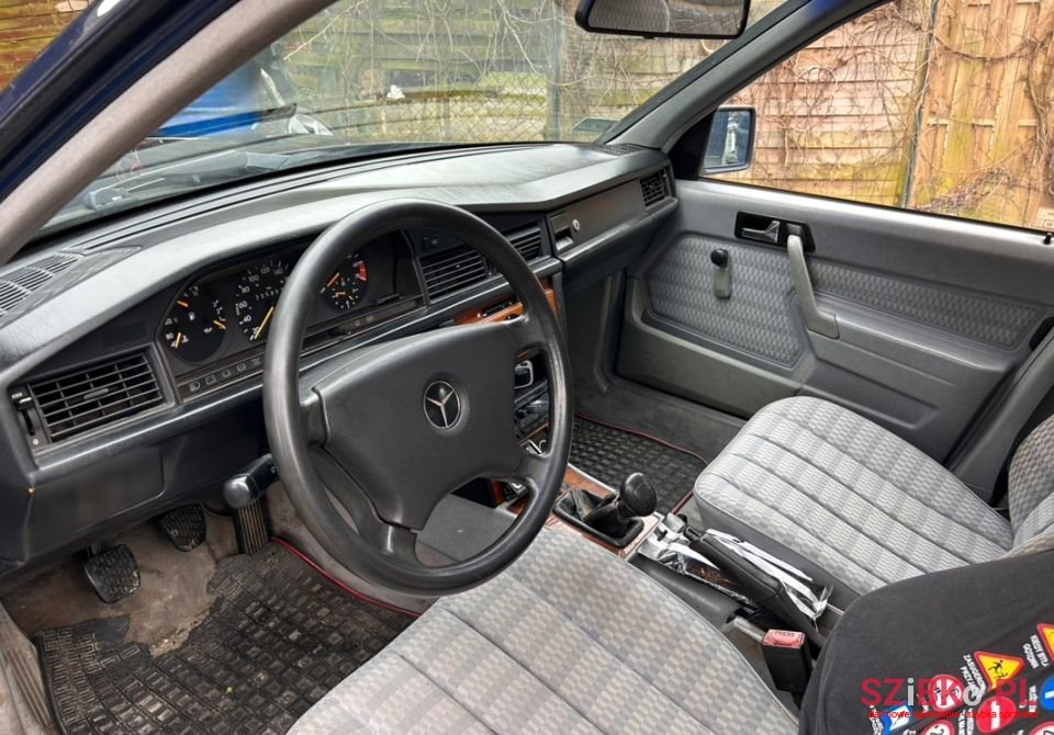 1992' Mercedes-Benz W201 photo #5