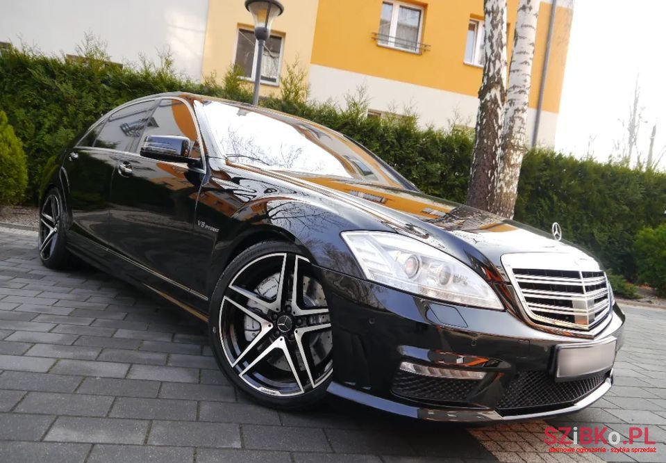 2011' Mercedes-Benz S-Class photo #1