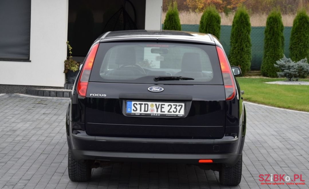 2005' Ford Focus photo #5