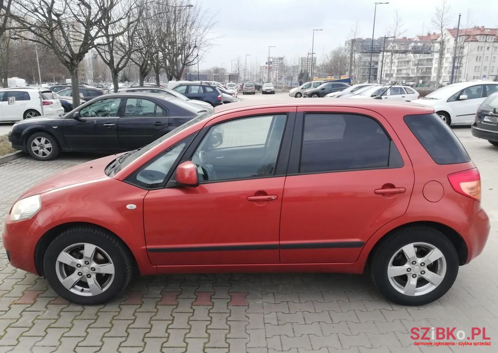 2010' Suzuki SX4 1.6 Premium photo #3