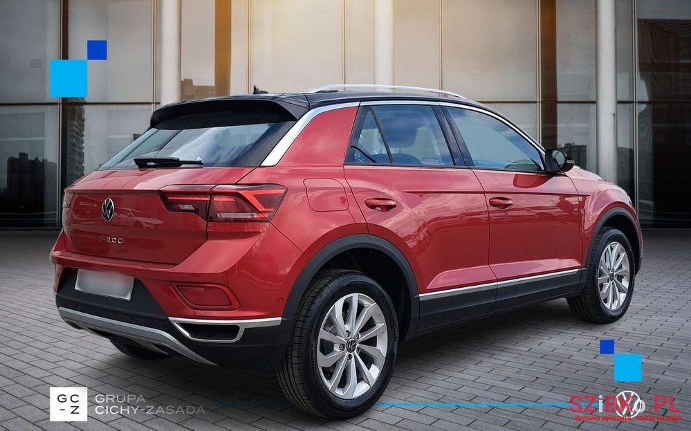 2024' Volkswagen T-Roc photo #6